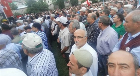 Uşaklı şehit polis son yolculuğuna uğurlandı!