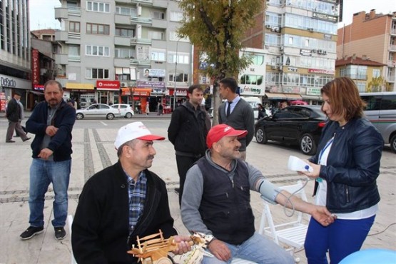 Uşak Halk Sağlığı Müdürlüğü, diyabet hastalığına dikkat çekti!