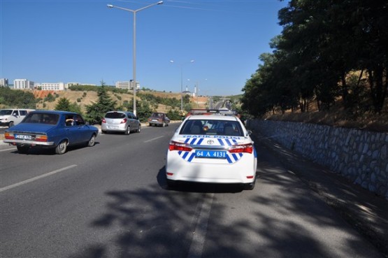 Uşak'ta zincirleme kaza! 15 araç birbirine girdi, 11 yaralı!