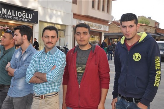 Gençlik Bayramı kutlaması, CHP Uşak Gençliği'nden geldi!