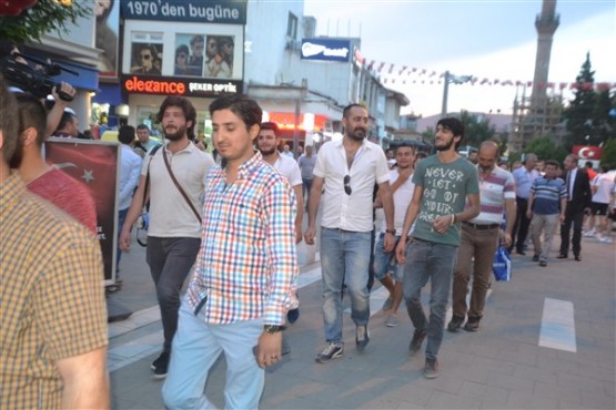 Uşaklı gençler Gezi olaylarının yıl dönümünde alanlardaydı!