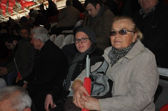 CHP Genel Başkanı Kılıçdaroğlu, Uşak'ta üreticilerle bir araya geldi!