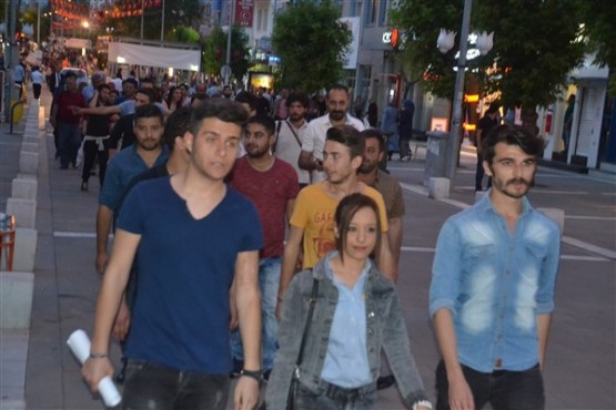 Uşaklı gençler Gezi olaylarının yıl dönümünde alanlardaydı!