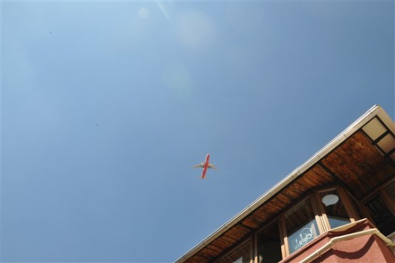 Uşak semalarındaki bu uçağın neden iniş yapamadığı belli oldu!