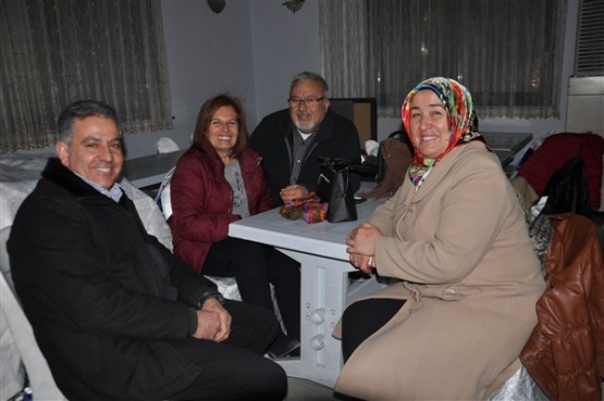 DOWN SENDROMLU ÇOCUKLAR DÜZENLENEN GECEDE DOYASIYA EĞLENDİ!