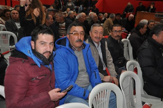 CHP Genel Başkanı Kılıçdaroğlu, Uşak'ta üreticilerle bir araya geldi!