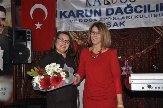 DOWN SENDROMLU ÇOCUKLAR DÜZENLENEN GECEDE DOYASIYA EĞLENDİ!