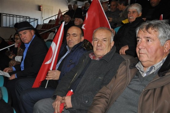 CHP Genel Başkanı Kılıçdaroğlu, Uşak'ta üreticilerle bir araya geldi!