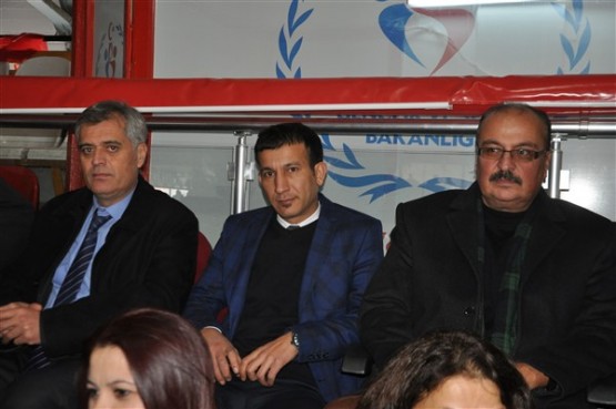 CHP Genel Başkanı Kılıçdaroğlu, Uşak'ta üreticilerle bir araya geldi!