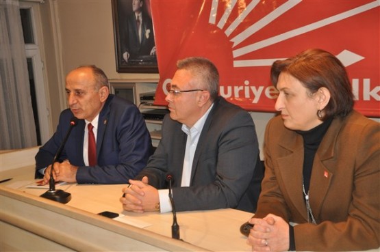 CHP'li Dursun Çiçek, Uşak'taki “Darbe ve Hukuk“ konulu panelde konuştu!