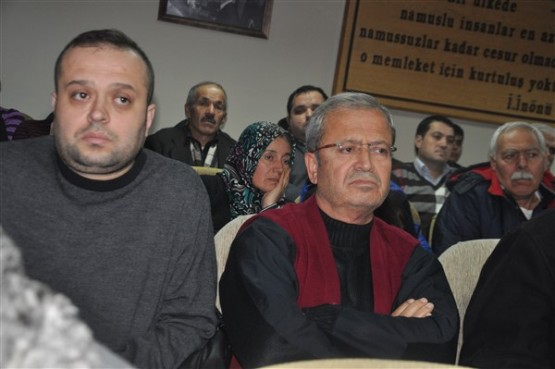 CHP'li Dursun Çiçek, Uşak'taki “Darbe ve Hukuk“ konulu panelde konuştu!