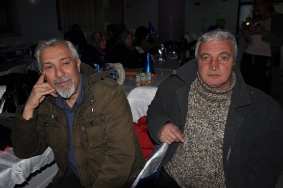 DOWN SENDROMLU ÇOCUKLAR DÜZENLENEN GECEDE DOYASIYA EĞLENDİ!
