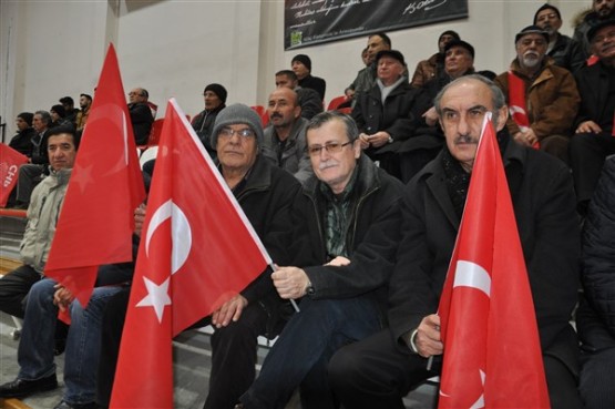 CHP Genel Başkanı Kılıçdaroğlu, Uşak'ta üreticilerle bir araya geldi!