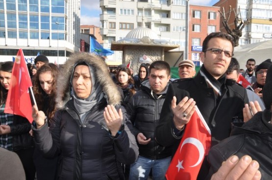 Teröre lanet için yürüdüler!
