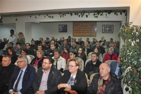 CHP'li Dursun Çiçek, Uşak'taki “Darbe ve Hukuk“ konulu panelde konuştu!