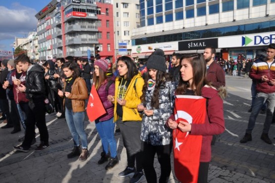 Teröre lanet için yürüdüler!
