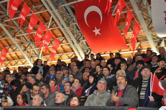 CHP Genel Başkanı Kılıçdaroğlu, Uşak'ta üreticilerle bir araya geldi!