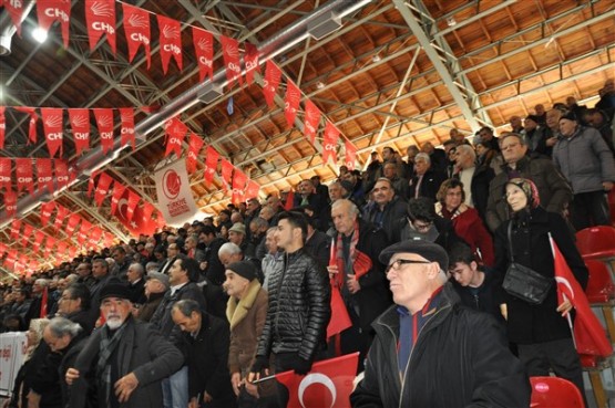 CHP Genel Başkanı Kılıçdaroğlu, Uşak'ta üreticilerle bir araya geldi!