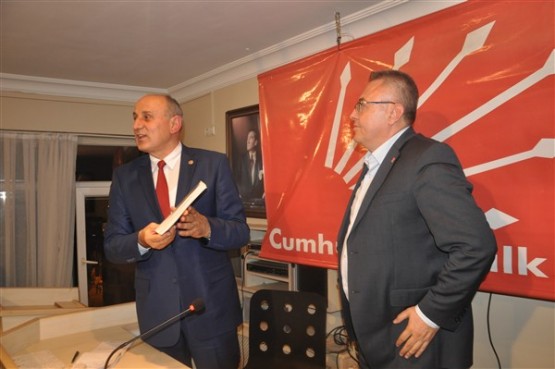 CHP'li Dursun Çiçek, Uşak'taki “Darbe ve Hukuk“ konulu panelde konuştu!