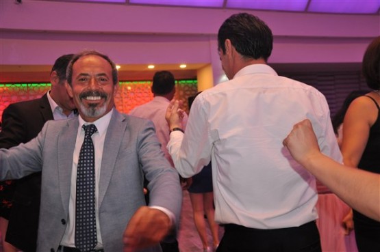 CHP'nin Sevilen isimlerinden ve İl Saymanlığı görevini yürüten Ömür Önlü oğlunu evlendirdi