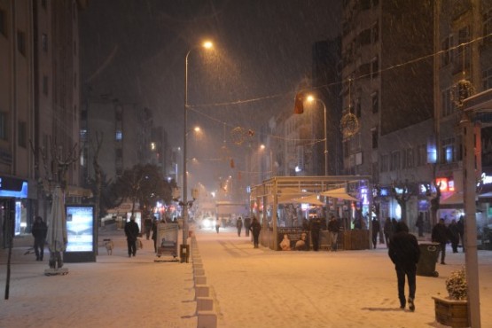 Aşıklar Şehri'nde Kış Başka Güzel!