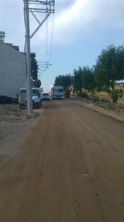 Belediye Başkanı gülücükler saçadursun; şehir resmen dökülüyor!