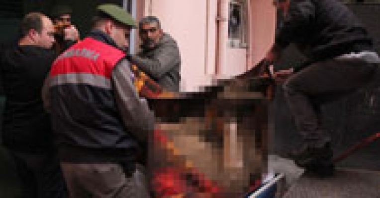 Aydın'ın Nazilli İlçesi'ne Bağlı Yaylapınar Köyü'ndeki Bir Bahçeye Gömülü Halde ve Domuz Bağı Bağlanmış Halde Erkek Cesedi Bulundu