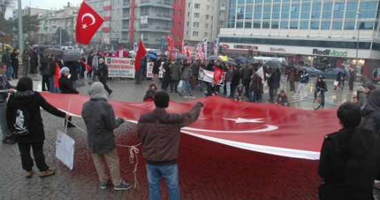 CHP, ADD ve TGB Uşak'ta Kubilay'ı Anma Töreni Düzenledi.