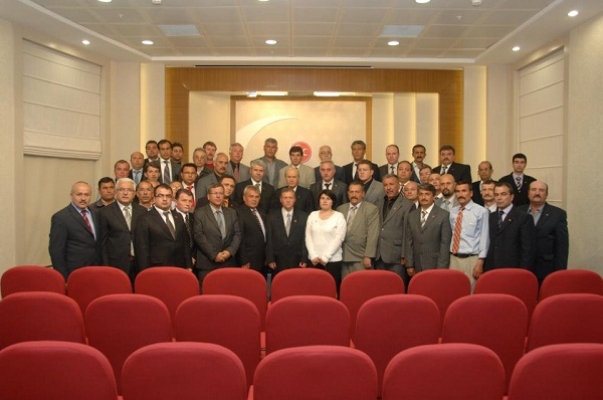 Devlet Bahçeli, MHP Uşak İl ve Merkez İlçe'nin Yeni Yönetimi Kabul Etti