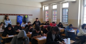 UŞAK ÜNİVERSİTESİ ÖĞRENCİLERİ ETKİNLİKLERİNE DEVAM EDİYOR