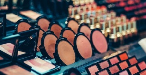 İstanbul’da Toptan Kozmetikte Doğru Tedarikçi Seçimi