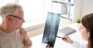 Omurga Ameliyatı Korkusu: Gerçekler ve Yanılgılar