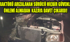 Park Halindeki Traktöre Arkadan Çarpan Minibüste 1 Kişi Yaralandı! 