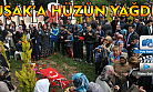 Uşak'ta mahşeri kalabalık şehidini toprağa verirken adeta bağrına bastı!