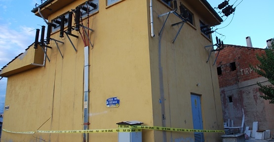 Kafasına Trafo Parçası Düşen TEDAŞ İşçisi Hayatını Kaybetti !