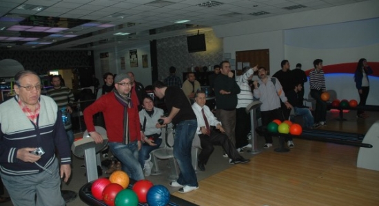 Uşak Basını Bowling Turnuvası'nda Stres Attı